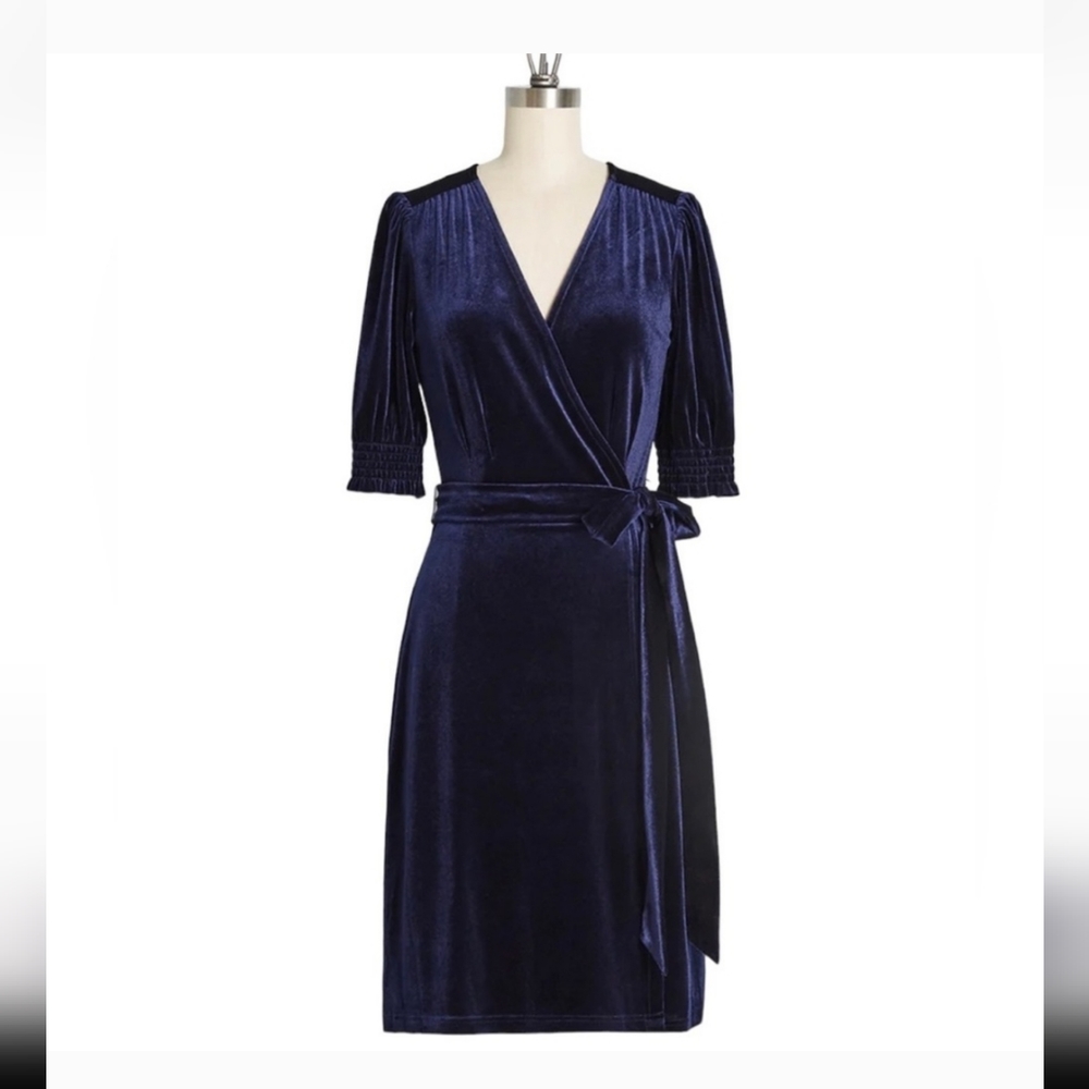 MODCLOTH new w/tag wrap dress